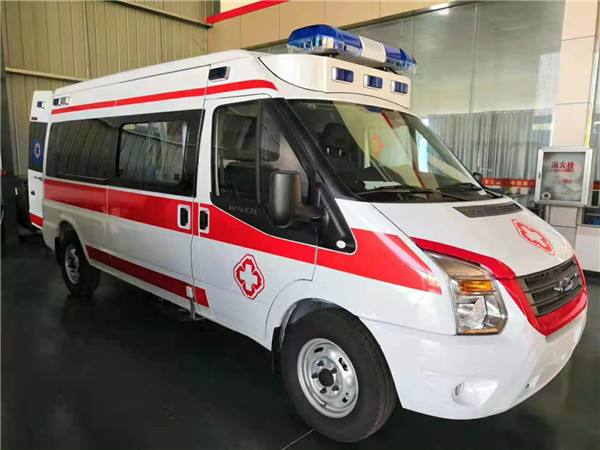 抚顺县福特V362救护车